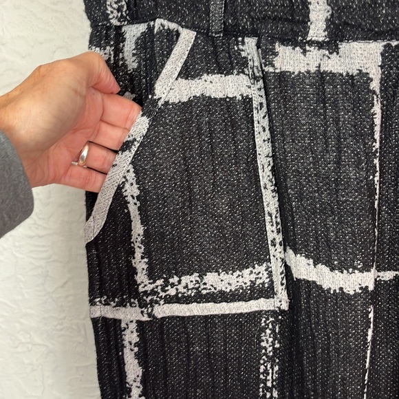 Elsewhere Steffie Harem Pants - Picture 6 of 12